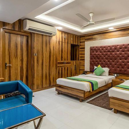 Hotel Orion Crystal Калькутта Экстерьер фото